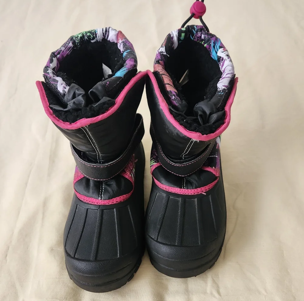 Athletech Kids Rain & Snow Boots - Black and Pink Size 5